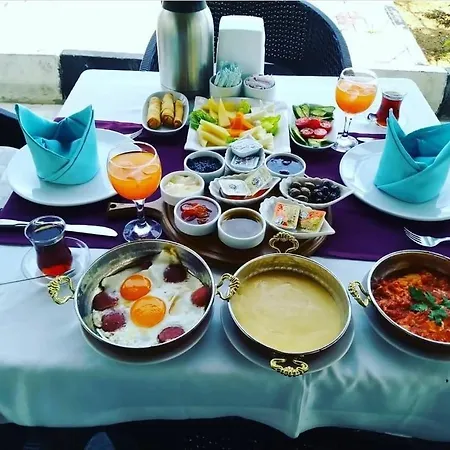 Riverside Garden & Suna's Club Hotel