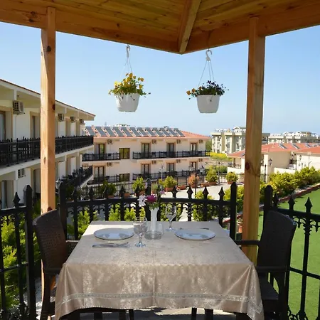 Riverside Garden & Suna's Club 4* Krini