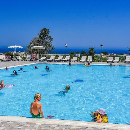 Hotel Riverside Garden & Suna's Club