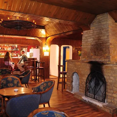 Riverside Garden & Suna's Club Krini