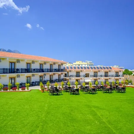 Hotel Riverside Garden & Suna's Club 4*