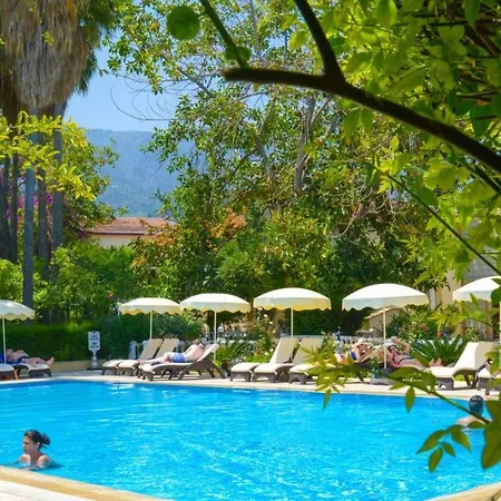 Riverside Garden & Suna's Club