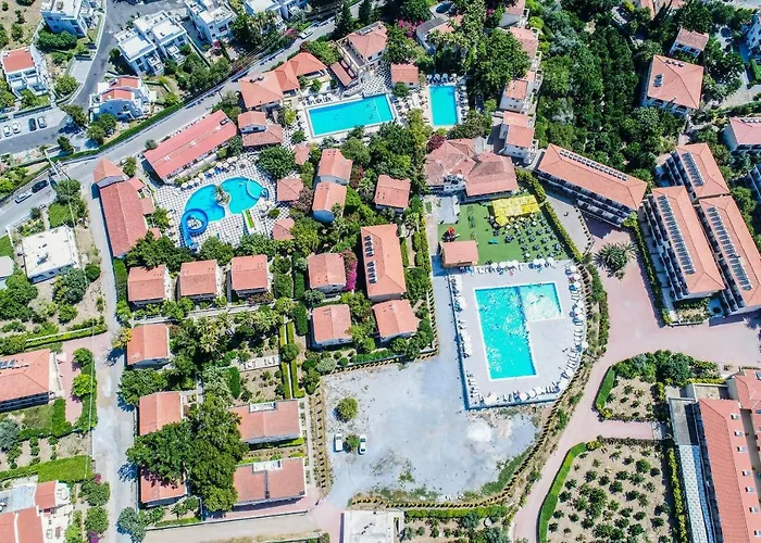 Hotell Riverside Garden & Suna's Club 4*