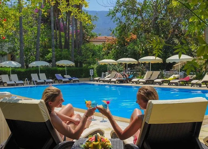 Riverside Garden & Suna's Club Krini