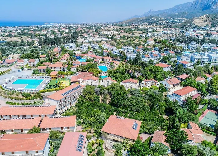 Riverside Garden & Suna's Club