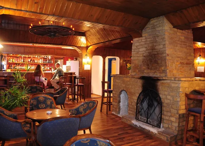 Riverside Garden & Suna's Club Krini